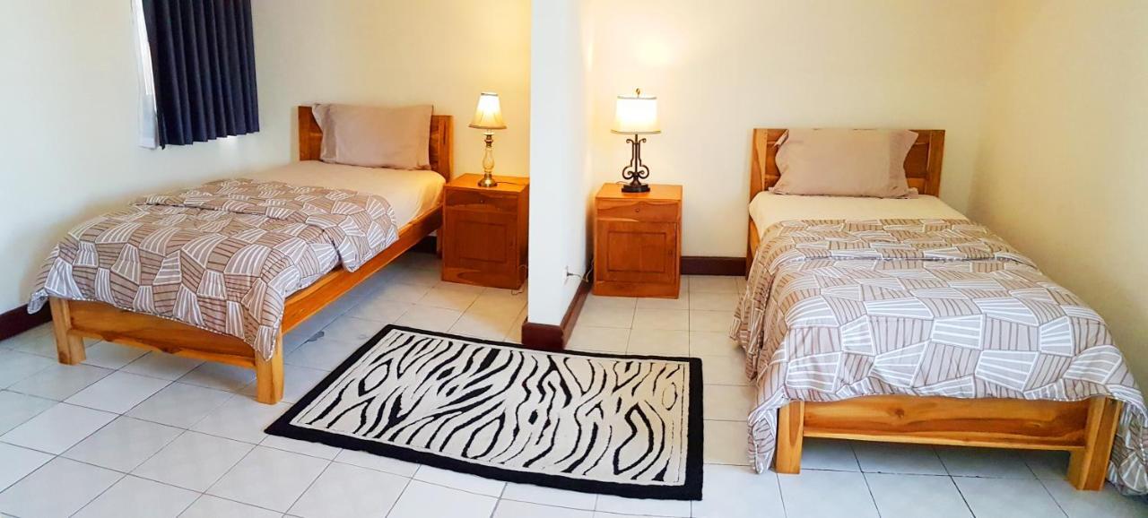 Joglo Villa Bali Penatih Kültér fotó